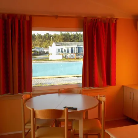 Natur Camping Bungalow T2 - 11 Сasa de vacaciones Pataias